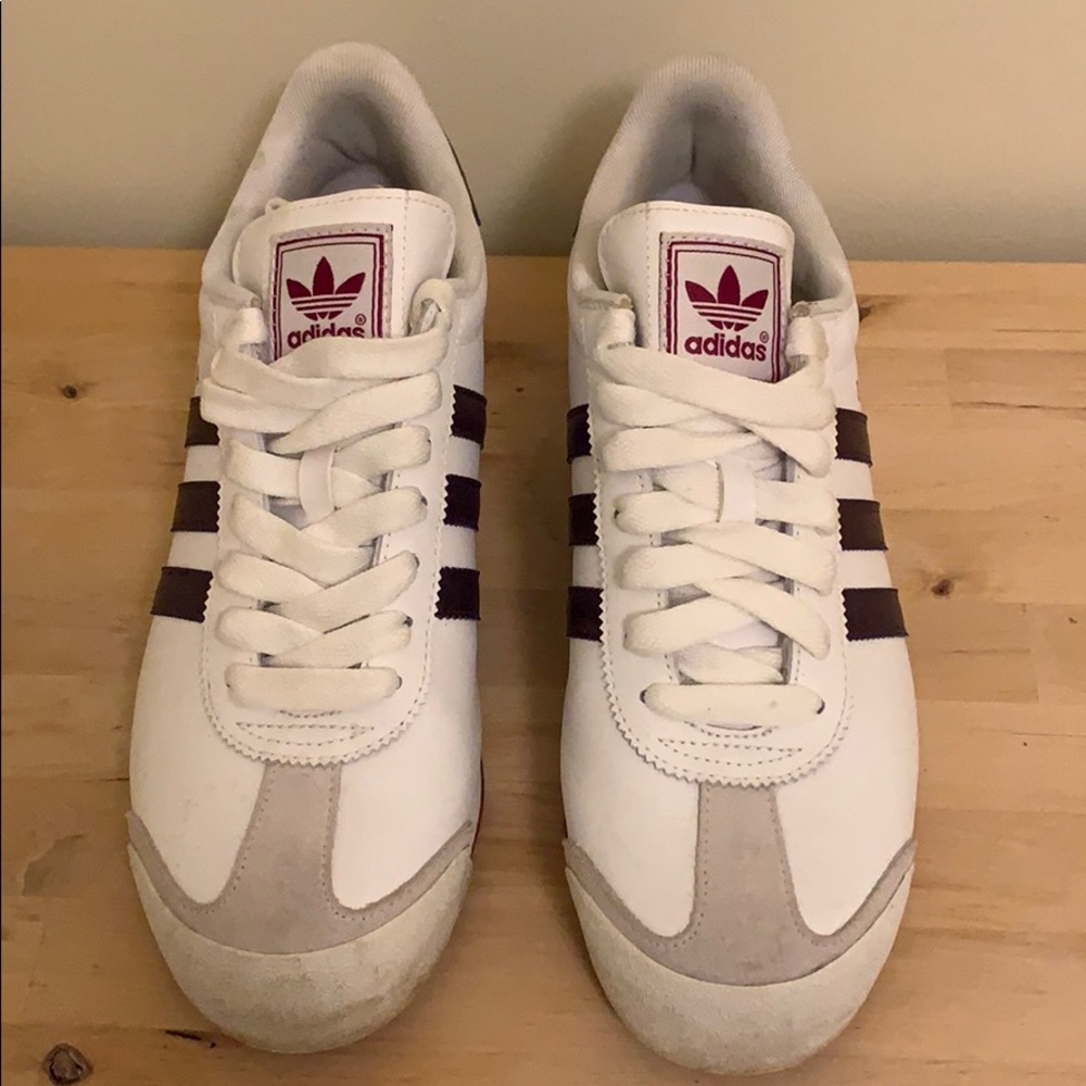 Adidas Samoa sneakers